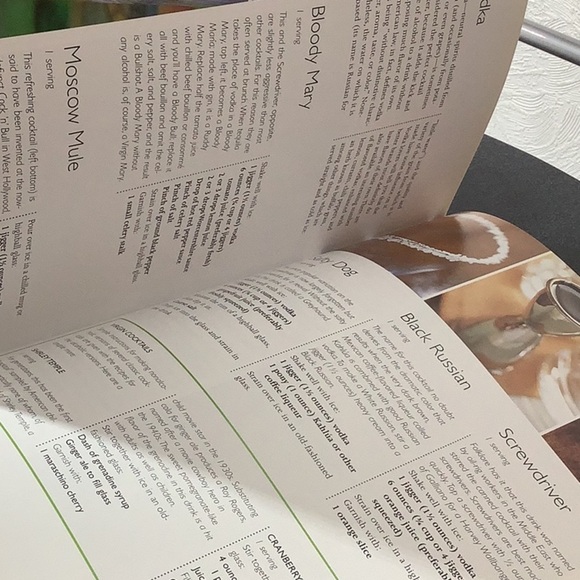 Joy of Cooking - Party Foods & Party Drinks - Easy to follow recipes and yummy - Picture 3 of 4